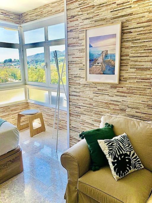 Alterhome Luminoso Estudio Con Piscina Y Maravillosas Vistas Torremolinos Exterior photo
