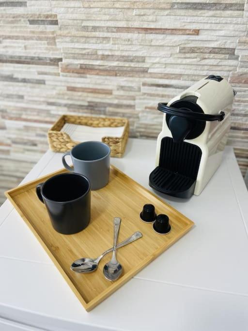 Alterhome Luminoso Estudio Con Piscina Y Maravillosas Vistas Torremolinos Exterior photo