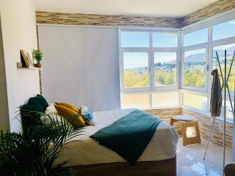 Alterhome Luminoso Estudio Con Piscina Y Maravillosas Vistas Torremolinos Exterior photo